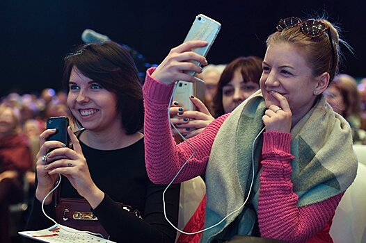 Скандалы и "перуашки": чем еще запомнилась Казнету парламентская сессия