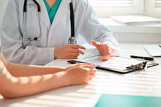 "Актион медицина": 26% врачей хотят уйти из медицины из-за переработок