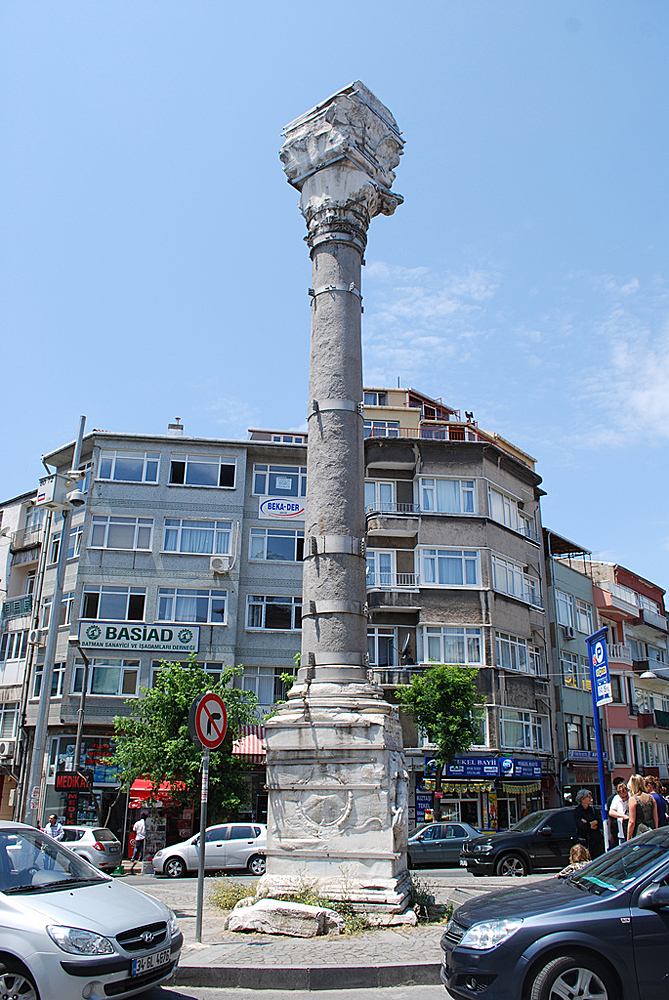 Колонна Марсиана (Девичья колонна), Стамбул, Турция