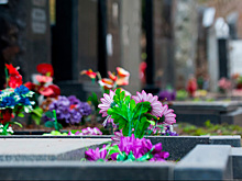 В Москве кладбища подготовили к весенним праздникам