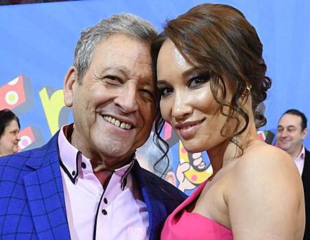 Грачевский провел отпуск с молодой женой