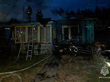 На Сахалине школьница спасла из горящего дома маленького брата