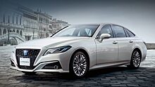 В автосалонах России нашли максимальную версию японского кросс-седана Toyota Crown