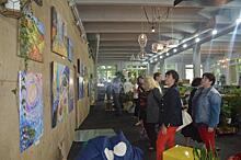 Открытие выставки художниц Антонины Никифоровой и Екатерины Серебряковой – «Радость жизни» состоялось в библиотеке на Полимерной