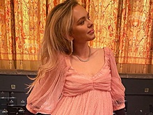 Гербер и Маликова в воздушных платьях, а Серябкина в атласе: идеи образов для свиданий из Instagram звезд