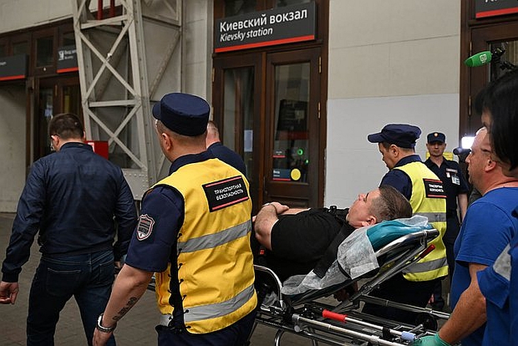 В Минздраве назвали число находящихся на лечении пациентов после ЧП с поездом под Брянском