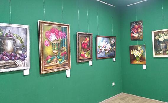 В Курске откроется выставка картин Юлии Соболевой-Клочковой «Поэзия цветов»