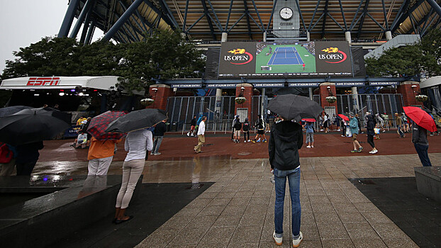 Российские теннисисты не смогли сыграть во второй день US Open из-за непогоды