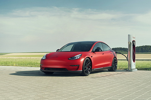 Ателье Novitec доработало Tesla Model 3