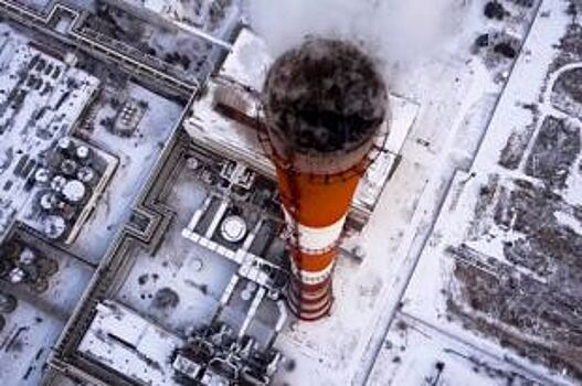 Саратовские полицейские прикрыли нелегальный завод по переработке нефти