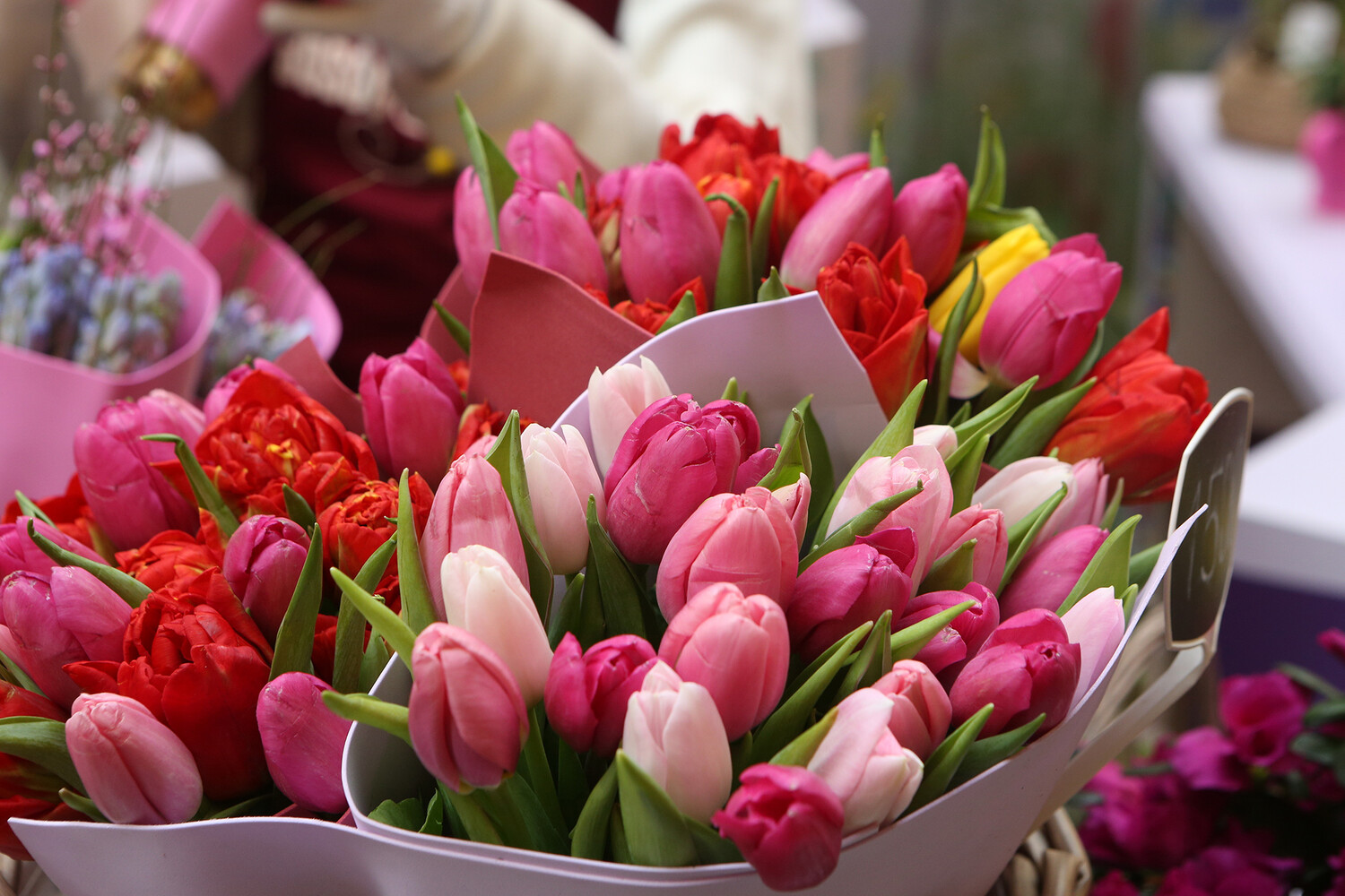 В Татарстане женщина отдала аферистам более 12 млн рублей