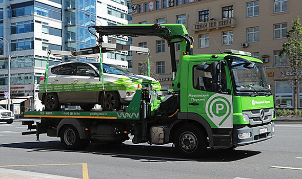 Водители продолжат платить за принудительную эвакуацию