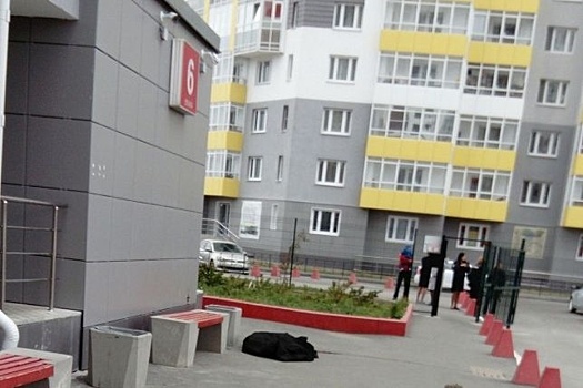 В Екатеринбурге на ЖБИ нашли тело пятиклассника