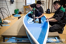 «Жизнь в районах»: Сунтарская семья предпринимателей занимается производством пластиковых лодок и меховых шапок