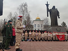 Свердловские юнармейцы присоединились к патриотической акции «Верни герою имя»