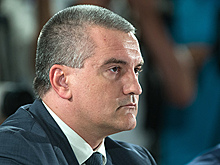 Аксенов обнаружил психические отклонения у организаторов блокады Крыма