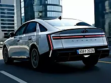 NEW Elantra: Hyundai сделала ставку на ДВС из-за проблем с электромобилями