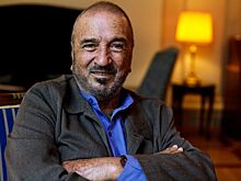 Умер французский режиссер Жан-Клод Каррьер