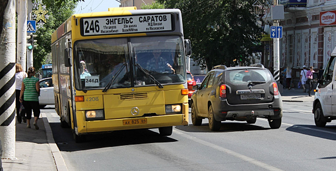 Водители саратовских автобусов лихачат, не выдают билеты и не включают кондиционер