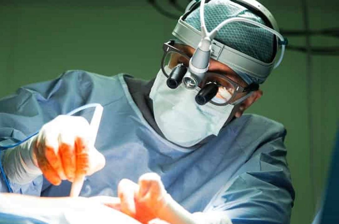 мешалкин сколько операций на сердце