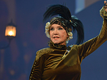 Дарья Повереннова опубликовала архивные фото с Верой Алентовой