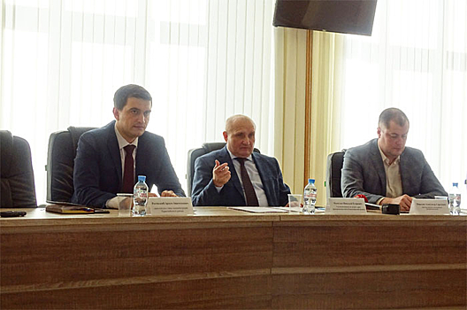 Главное — не паниковать: бизнес-омбудсмен обсудил с предпринимателями перемены в экономике