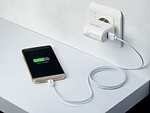 Эксперт рассказал, можно ли пользоваться смартфоном на зарядке