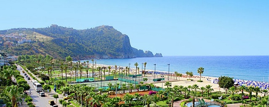 В Турции сотрудники турсферы начали изучать польский язык из-за большого наплыва польских туристов