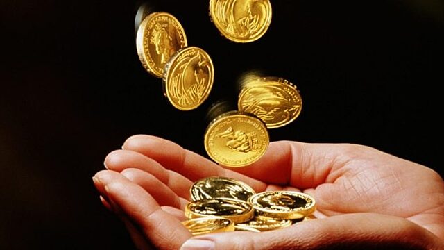 Как привлечь счастье и достаток: приметы и ритуалы