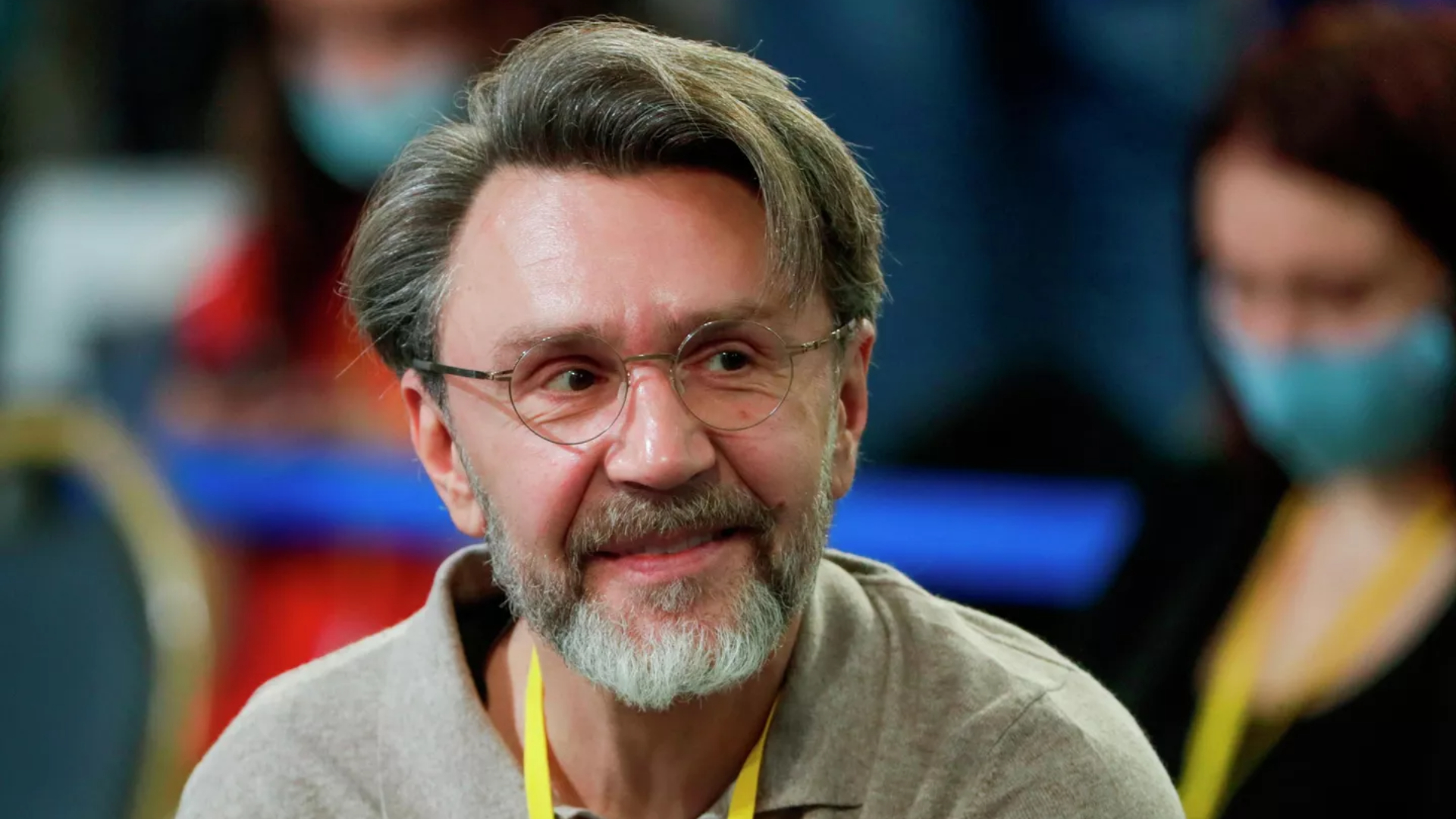 Она подходит мне по возрасту: Шнуров рассказал о своем новом союзе