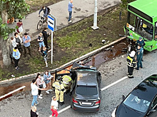 В центре Тюмени произошло ДТП с автобусом