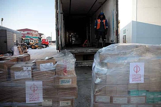 Власти Новосибирска отправили новогодние подарки для детей Беловодского района ЛНР