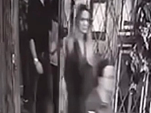 СМИ: Охранника Анджелины Джоли «мобилизовали» на Украине