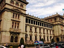 Гватемала выберет президента на фоне коррупционного скандала