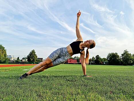 Фитнес-эксперт назвала лучшие упражнения для молодых мам