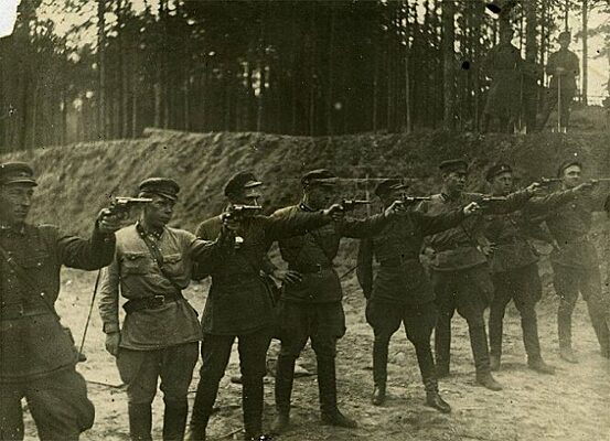 Тай және транс фотосуреттері