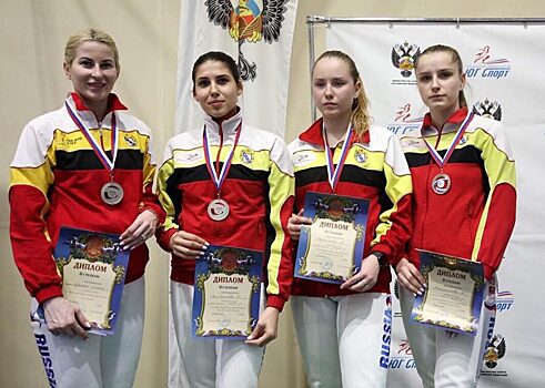 Рапиристки из Хорошевского стали вторыми на чемпионате России