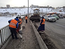 Канавинский мост чистят от снежной «каши» и наледи