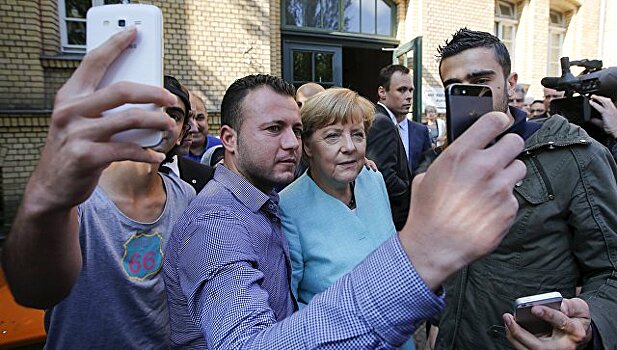 Суд вынес решение по делу о селфи беженца с Меркель