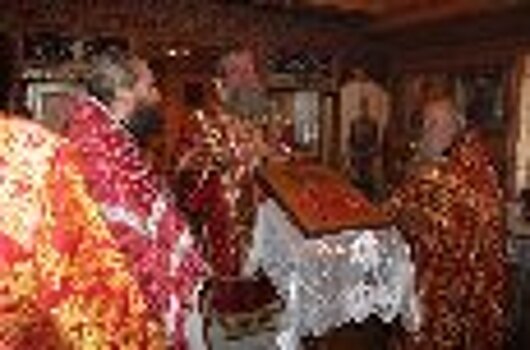 Митрополит Екатеринбургский и Верхотурский Евгений совершил Божественную литургию в храме при СИЗО-5 ГУФСИН России по Свердловской области