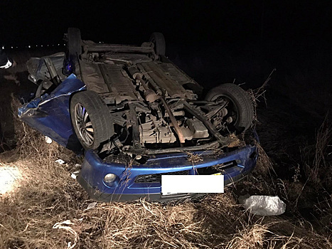 В Кургане опрокинулся автомобиль. Погибли трое