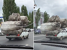 Видео: «Жигули» нагрузили в духе индийского поезда