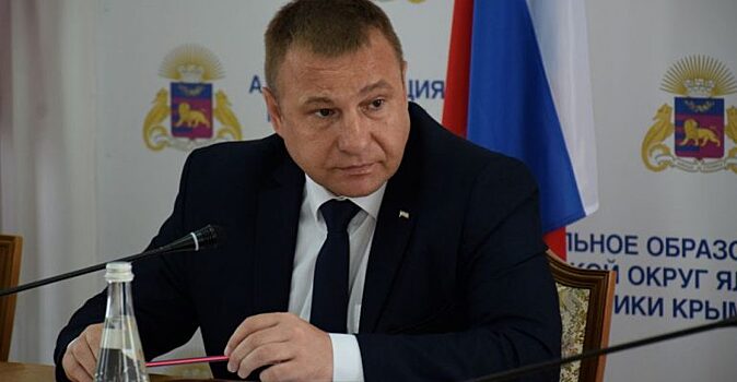 Глава Крыма официально уволил Мининформа Крыма Зырянова