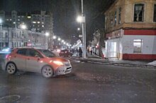 «Opel Mokka» сбил на Челюскинцев в Саратове 18-летнюю девушку