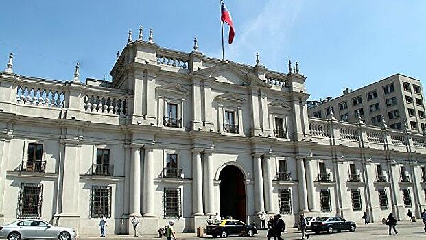 Полиция Чили получила ложное сообщение о бомбе в президентском дворце