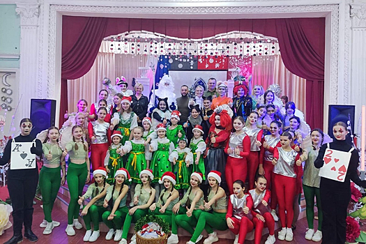 Нижегородцы поздравили детей Харцызска с наступающим Новым годом