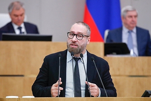 Горелкин: Блогерам не нужно верифицировать канал, если соцсети нет в реестре РКН