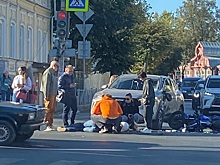 В центре Рязани мотоциклист попал в ДТП на перекрестке