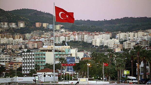 Yeni Safak: ЦРУ США «открыто угрожает» застройщикам в Турции из-за продажи недвижимости россиянам