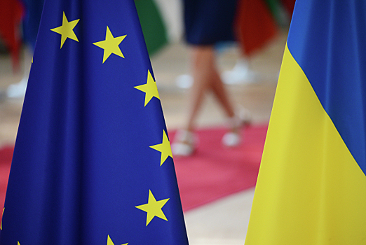 Евросоюз изменил правила утверждения помощи Украине